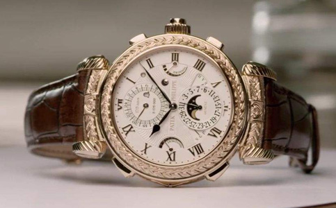 百達(dá)翡麗售后維修電話王（手表摔壞后的解決方法技巧）