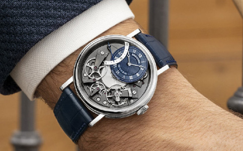 寶璣手表售后維修服務(wù)點(diǎn)(寶璣手表遭遇意外進(jìn)水問(wèn)題)