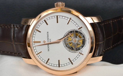 江詩丹頓手表官網售后(江詩丹頓手表多久保養(yǎng)一次)