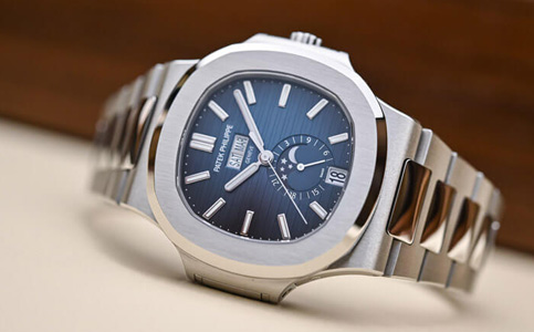 百達翡麗愛家官網(wǎng)售后服務（百達翡麗手表機芯受損的原因）