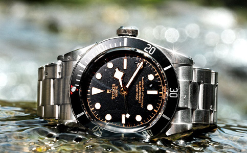 帝舵手表保養(yǎng)一般多少價格（處理帝舵手表表表殼生銹的技巧）